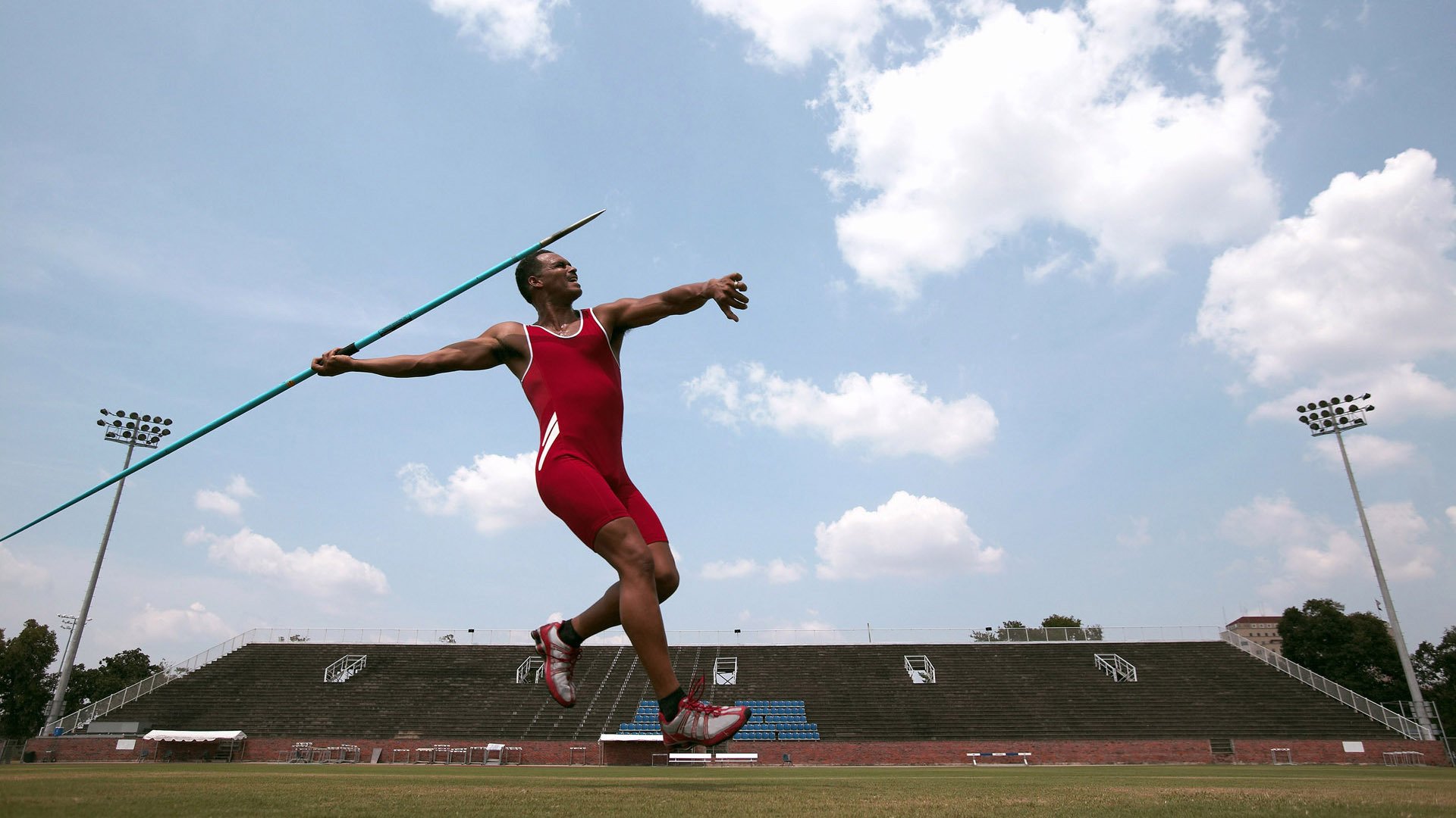 球迷热议：谁是本赛季最令人惊喜的新秀？，上赛季最佳新秀